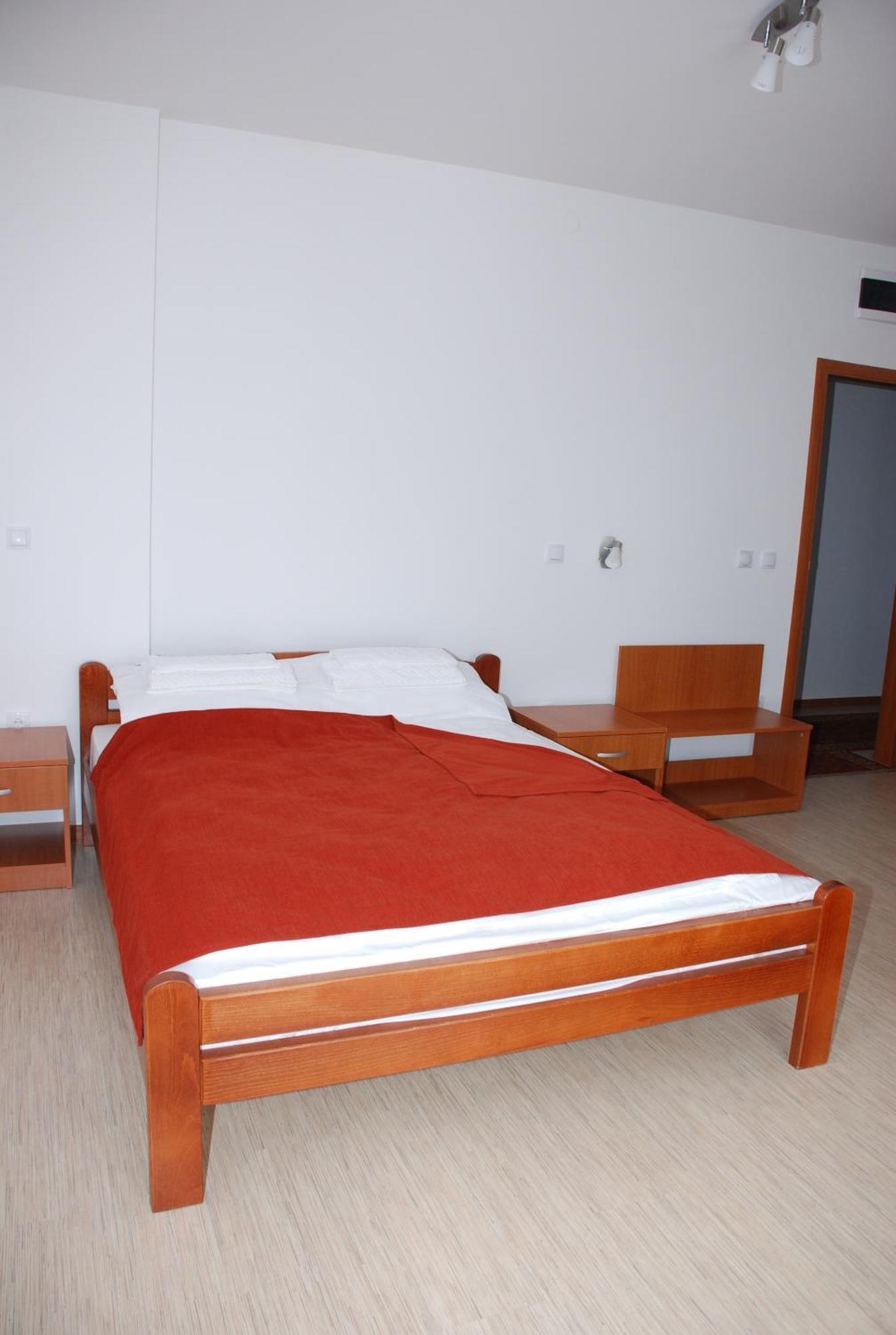 M Garni Hotel Vranje Exterior photo