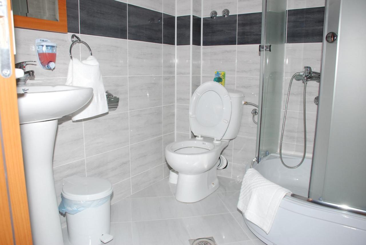 M Garni Hotel Vranje Room photo